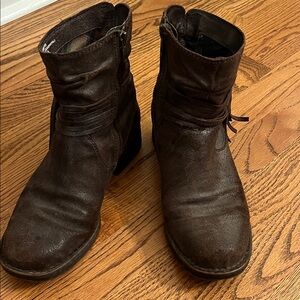 Born Brown Oiled Leather Zip Ankle Boots Womens D70323
